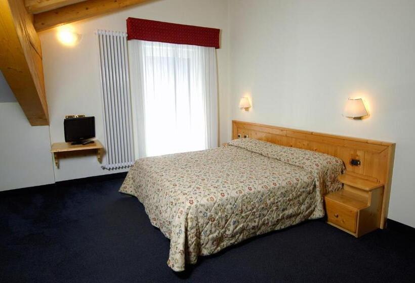 شقة غرفة واحدة ذات إطلالة, Colfosco