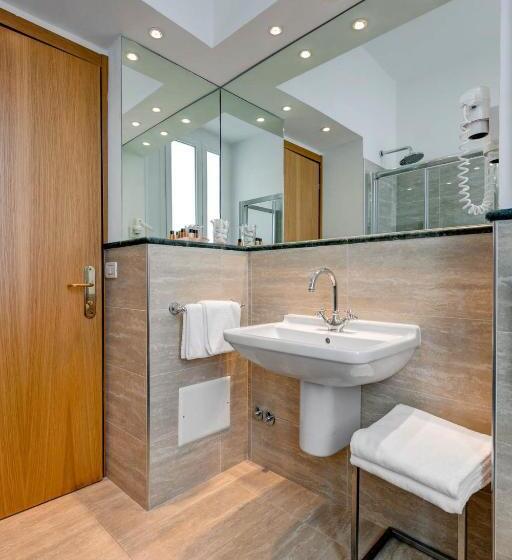 スタンダードルーム, Continental