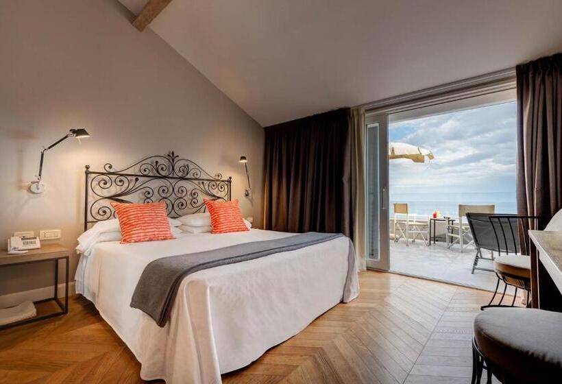 オーシャンビューデラックスルーム, Continental