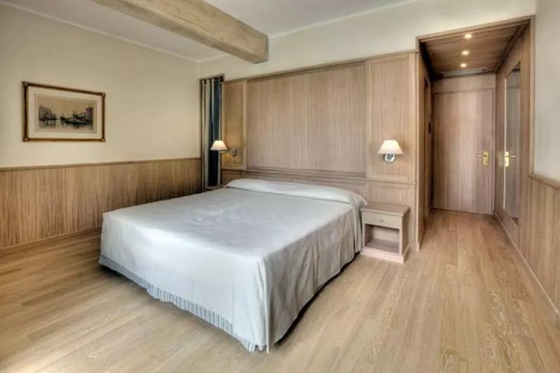 اتاق استاندارد, Continental