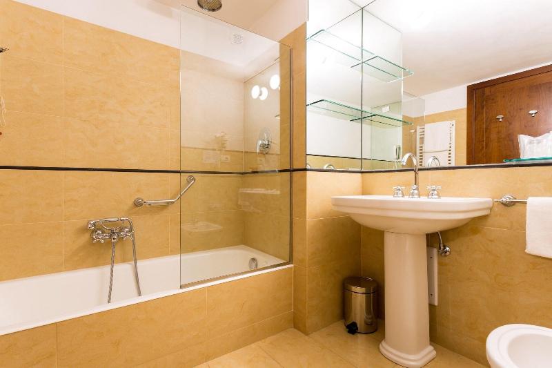 オーシャンビュースーペリアールーム, Continental