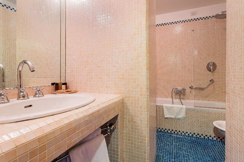 スタンダードシングルルーム, Continental