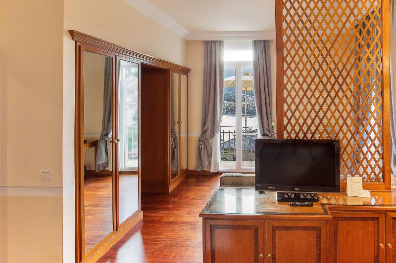 ジュニアスイート, Continental