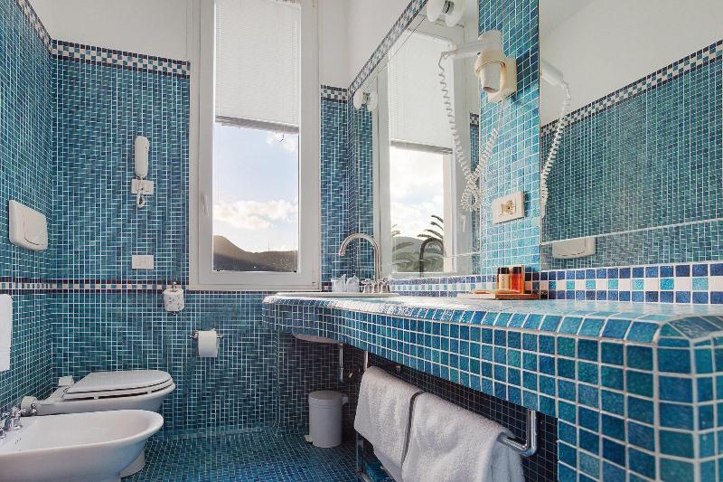 ジュニアスイート, Continental