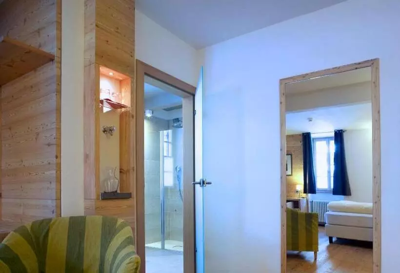 Standard-huone, Costabella