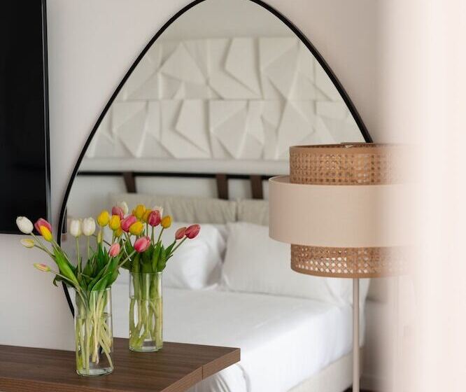 חדר סופריור יחיד, Delfino Taranto