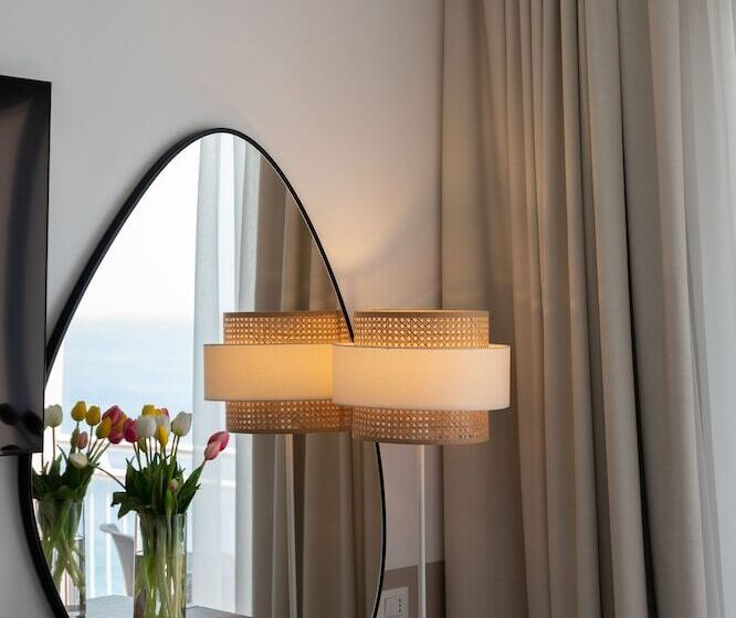 חדר סופריור יחיד, Delfino Taranto