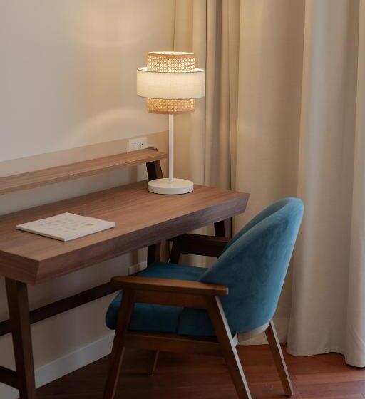 חדר סופריור יחיד, Delfino Taranto