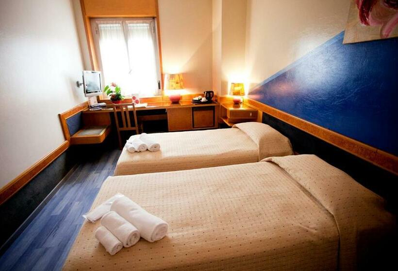 غرفة قياسية, Diplomatic