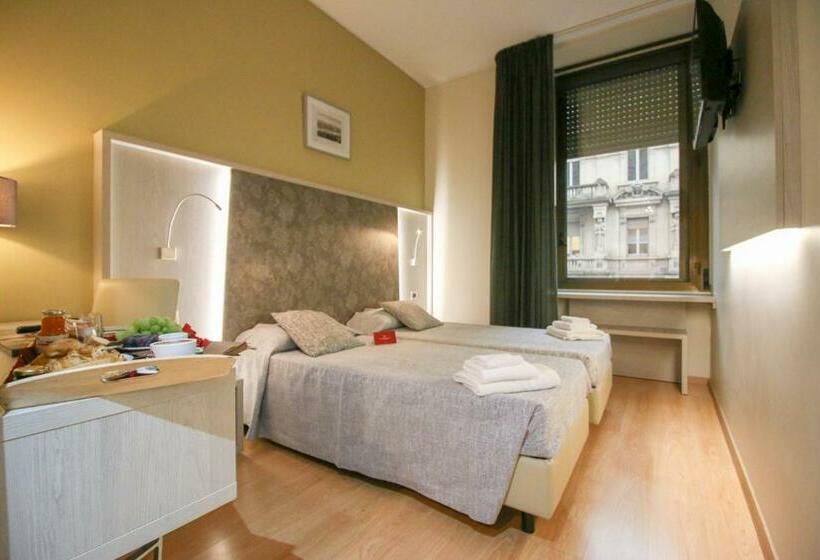 جناح جونيور, Diplomatic