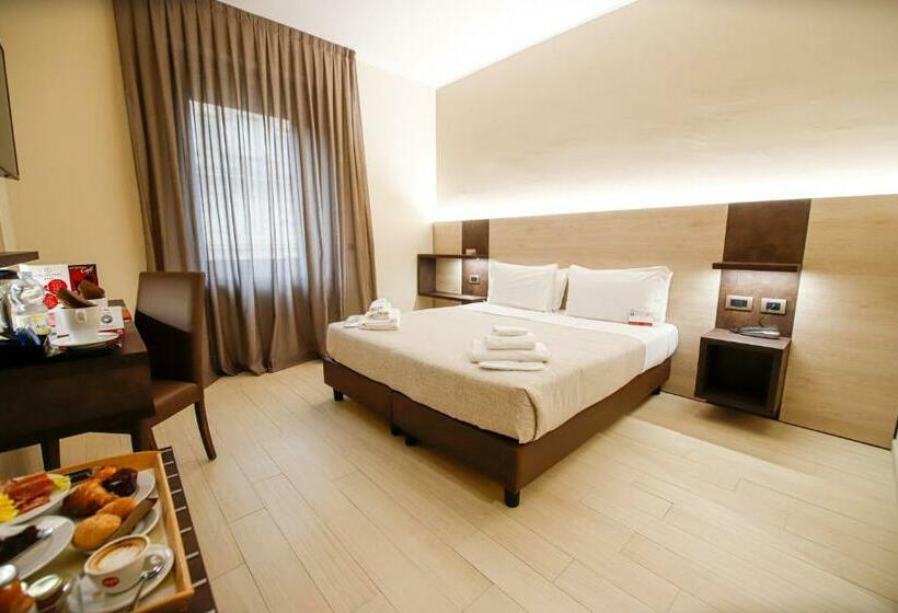 غرفة سوبيريور, Diplomatic