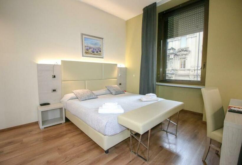 غرفة سوبيريور, Diplomatic