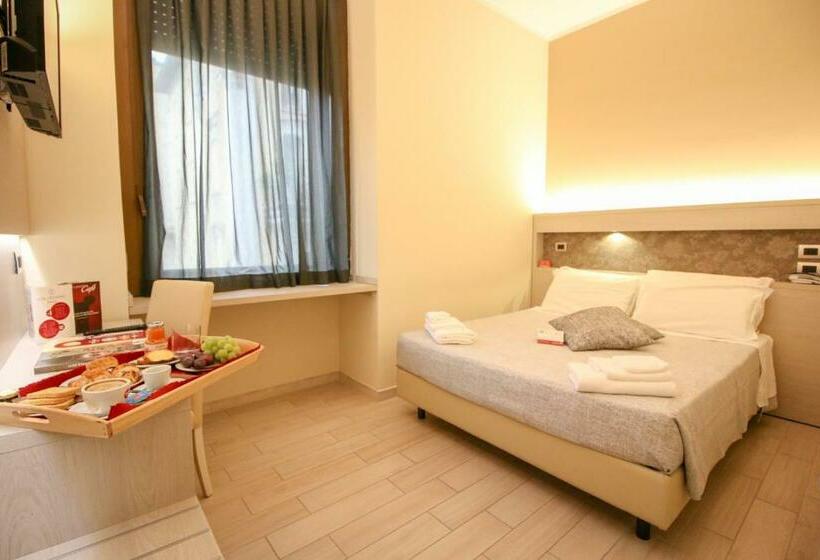 غرفة سوبيريور, Diplomatic