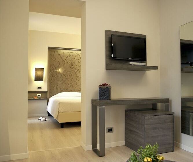 جناح جونيور, Diplomatic