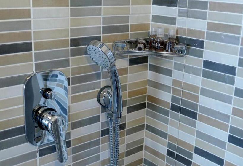 スタンダードルーム, Désirée