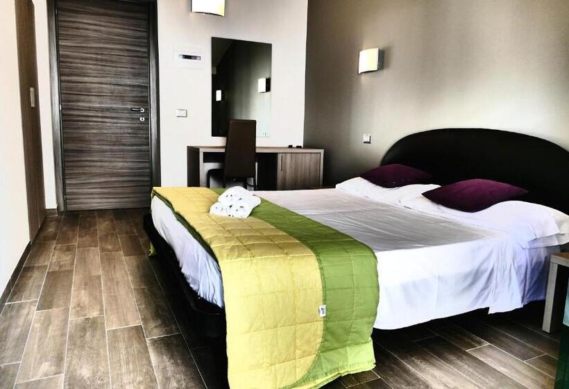 スタンダードルーム, Désirée