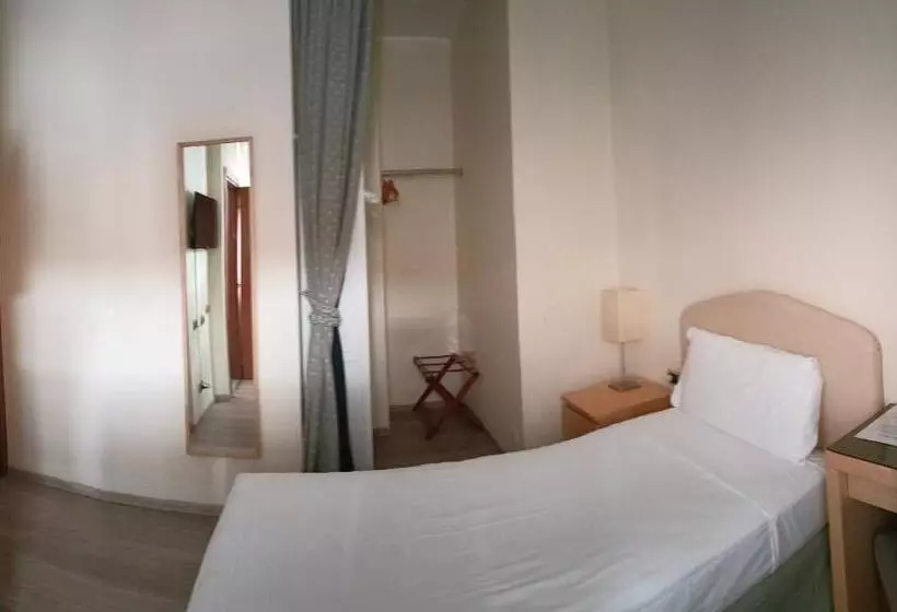 スタンダードシングルルーム, Ih Hotels Milano Eur   Trezzano Sul Naviglio