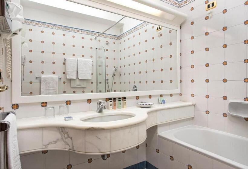 Номер Basic, Grand Hotel De La Ville