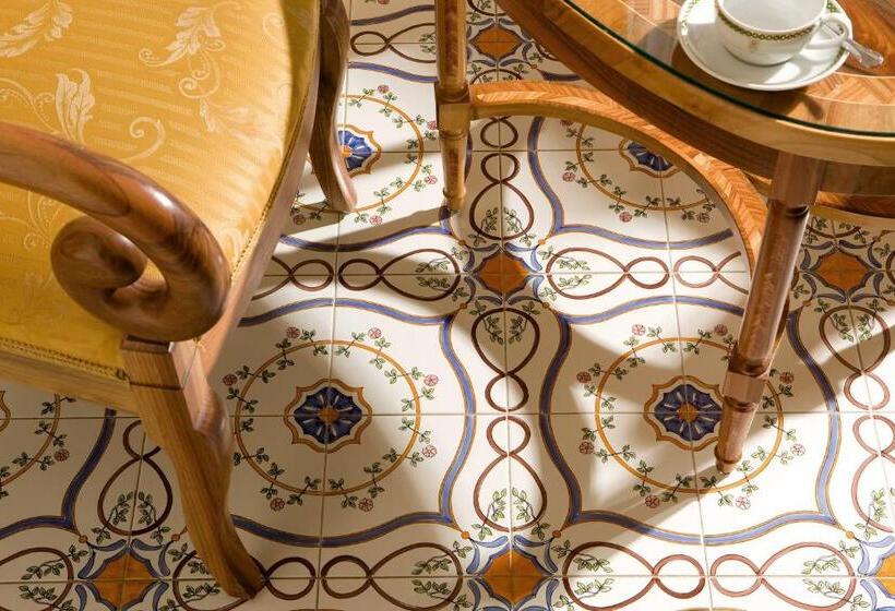 חדר סטנדרט יחיד עם מרפסת, Grand Hotel De La Ville