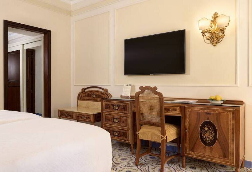 Classic room with balcony, Grand Hotel De La Ville