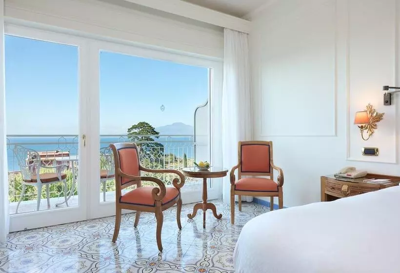 اتاق پرمیوم با چشم‌انداز دریا, Grand Hotel De La Ville