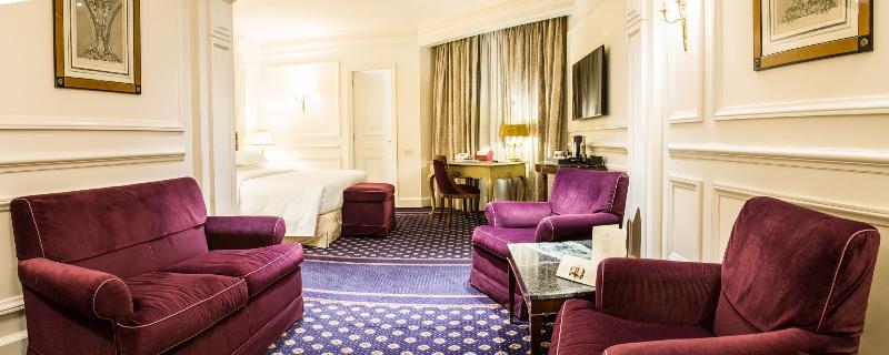 جناح جونيور, Grand Hotel Sitea