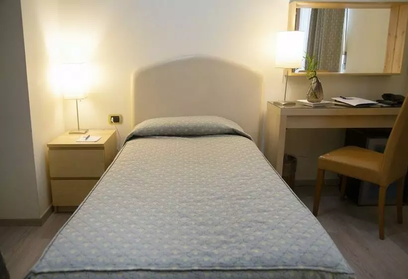 スタンダードシングルルーム, Ih Hotels Milano Eur   Trezzano Sul Naviglio