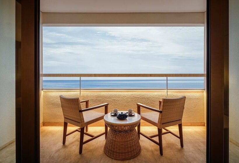 חדר דלוקס, Bali Beach