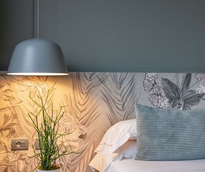 اتاق استاندارد, Leopardi