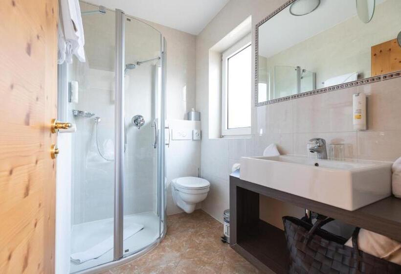 バルコニー付きスタンダードルーム, Lisetta