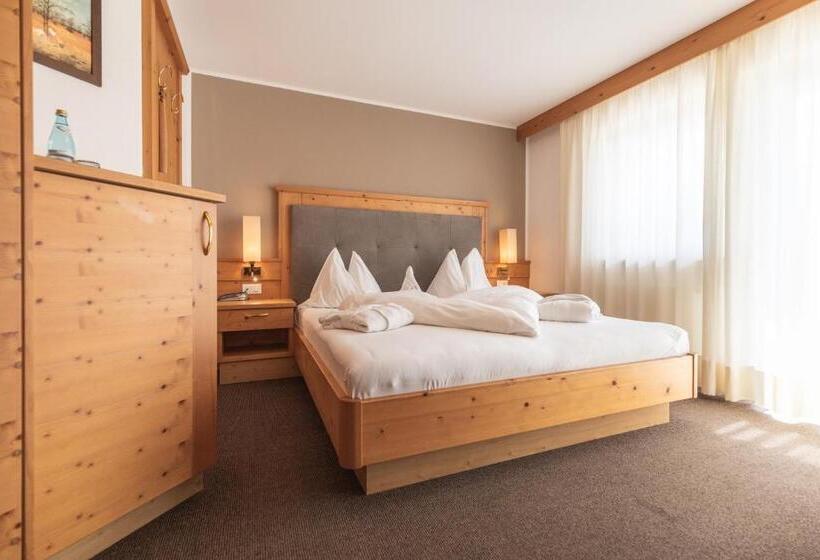 バルコニー付きスタンダードルーム, Lisetta