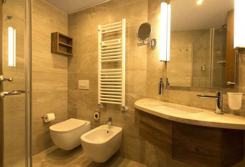 חדר סטנדרט, Marmore