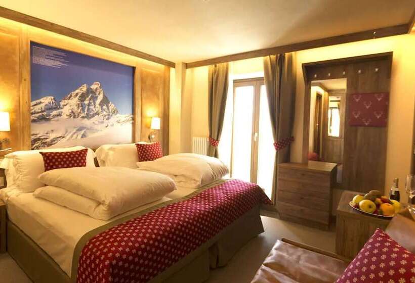 חדר קלאסי לשלושה, Marmore