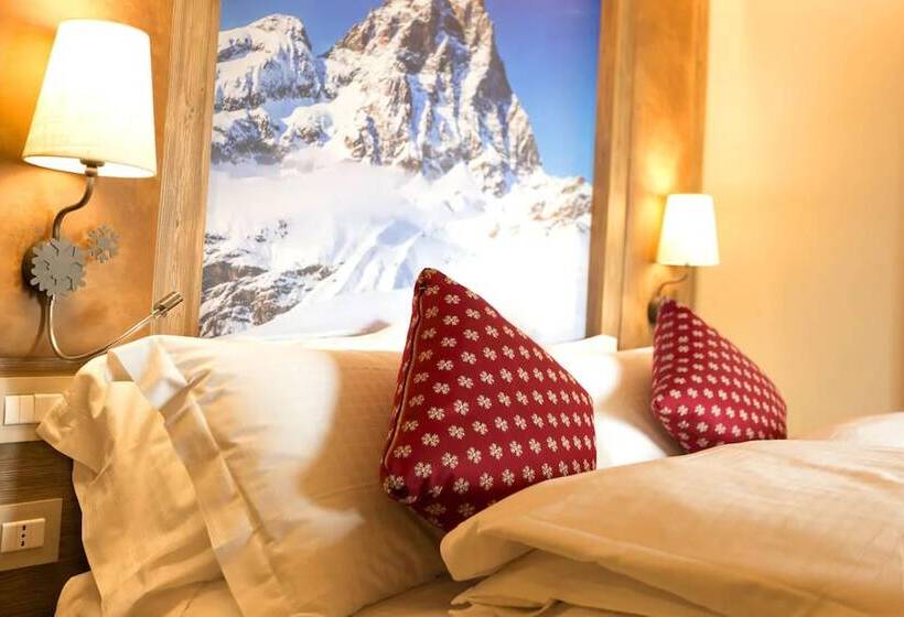 חדר קלאסי לשלושה, Marmore