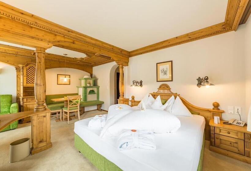 标准间带阳台, Mirabell Dolomites Hotel Luxury Ayurveda & Spa