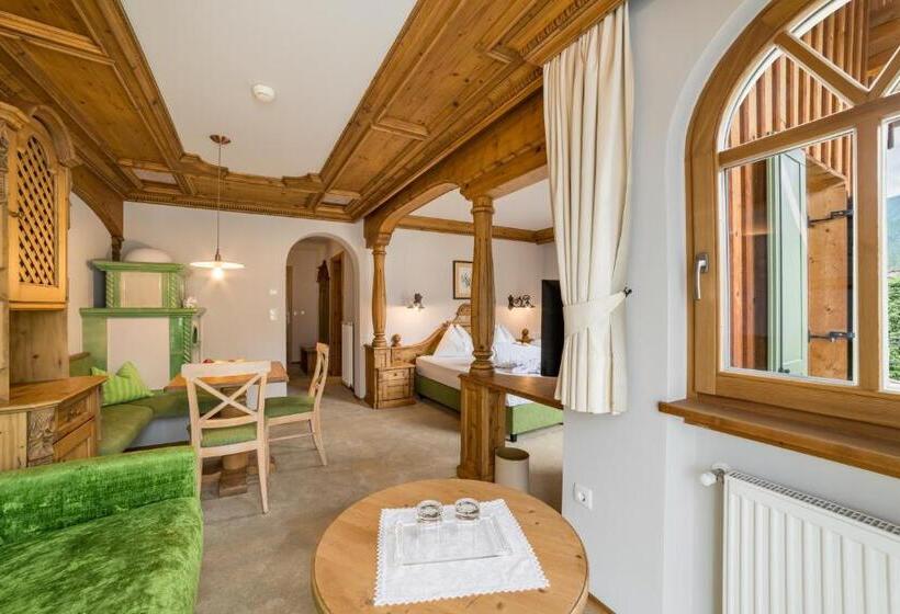 标准间带阳台, Mirabell Dolomites Hotel Luxury Ayurveda & Spa