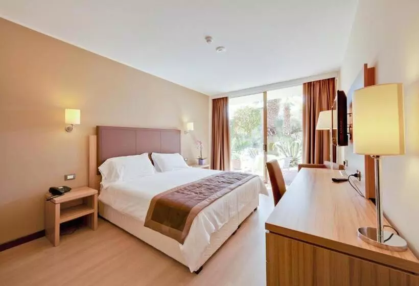 ガーデンビュースタンダードルーム, Nyala Suite Hotel Sanremo