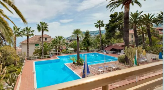 オーシャンビュースーペリアールーム, Nyala Suite Hotel Sanremo