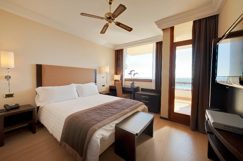 جناح جونيور, Nyala Suite Hotel Sanremo