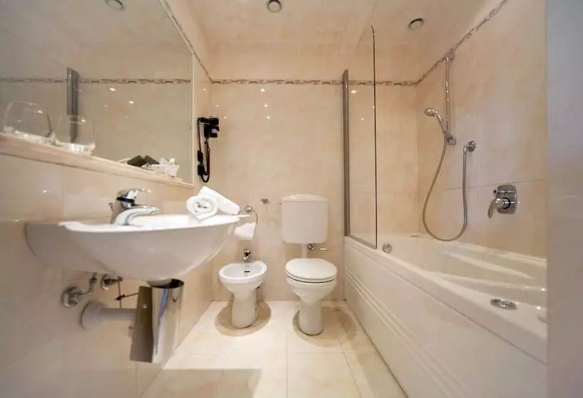 オーシャンビュージュニアスイート, Nyala Suite Hotel Sanremo