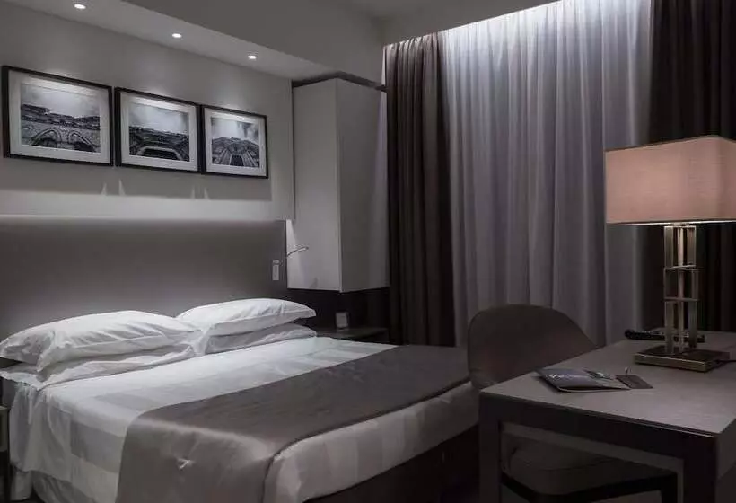 اتاق سوپریور, Park Hotel Chianti