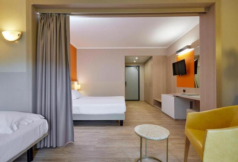 패밀리 룸 가든 전망, Park Hotel I Lecci