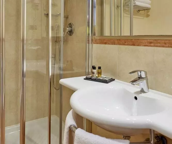 اتاق استاندارد با چشم‌انداز باغ, Park Hotel I Lecci