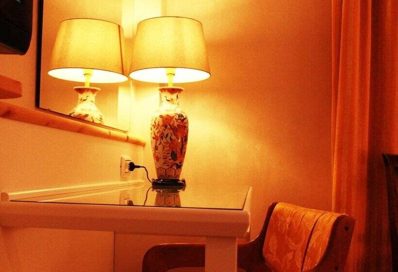 חדר סטנדרט יחיד, Posta 77