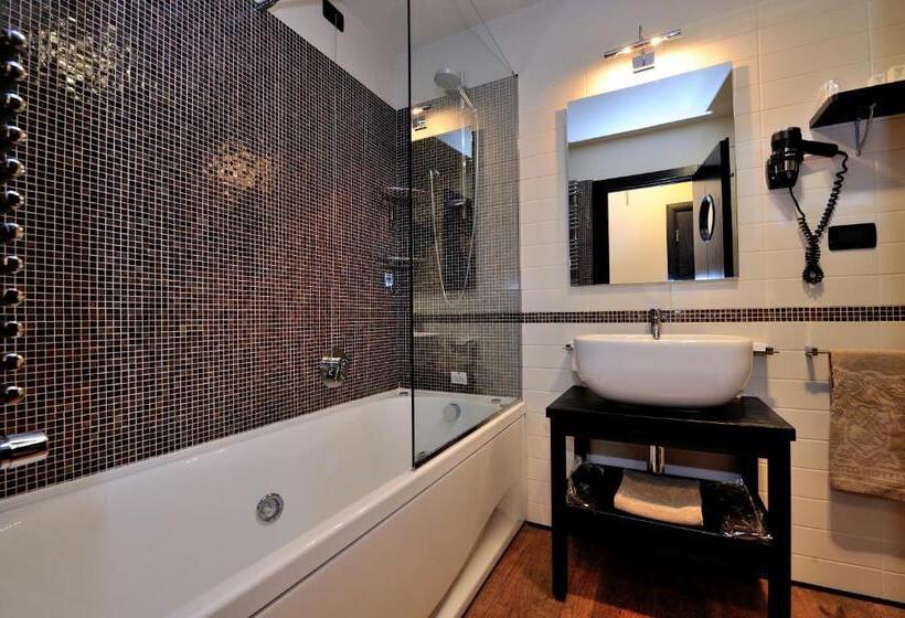 غرفة قياسية, Principi Di Piemonte Sestriere