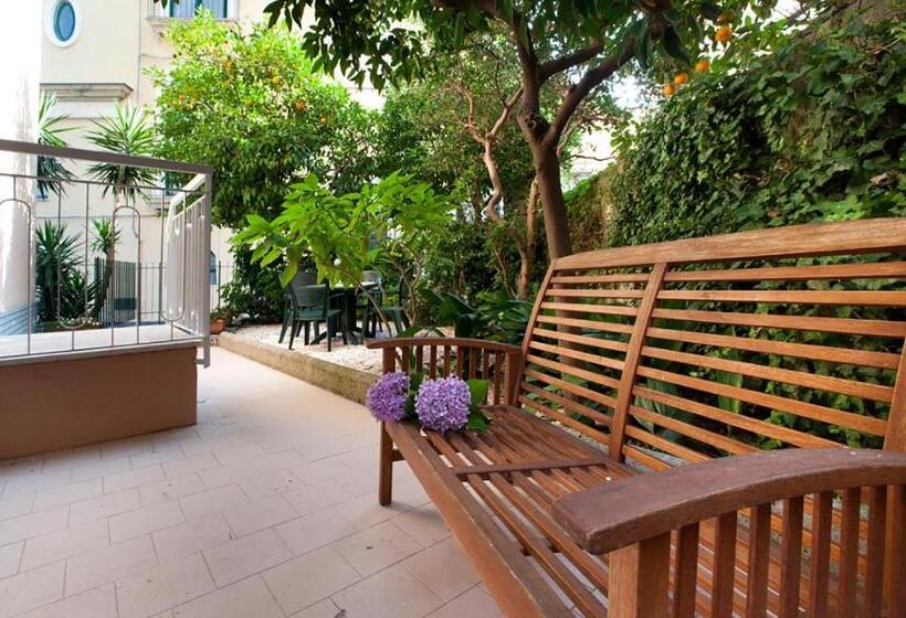 スタンダード４人部屋, Regina