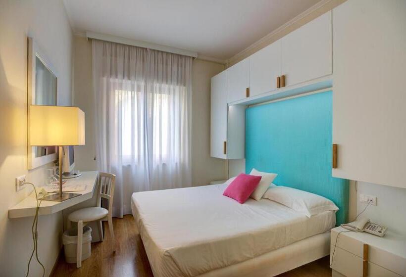 エコノミールーム, Regina