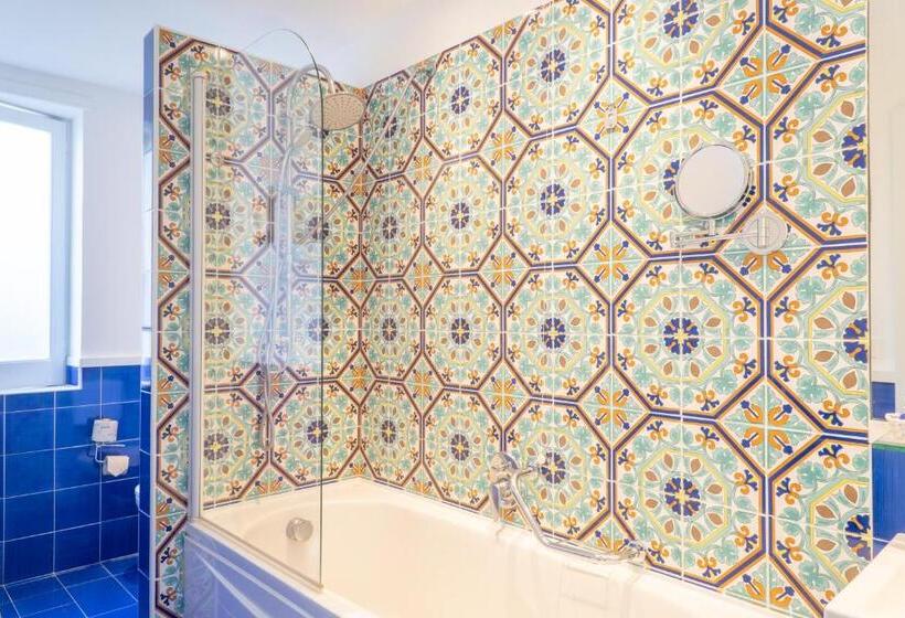 ガーデンビュースタンダードルーム, Regina