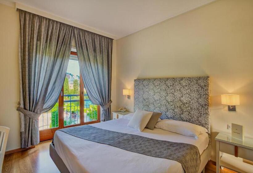 ガーデンビュースタンダードルーム, Regina