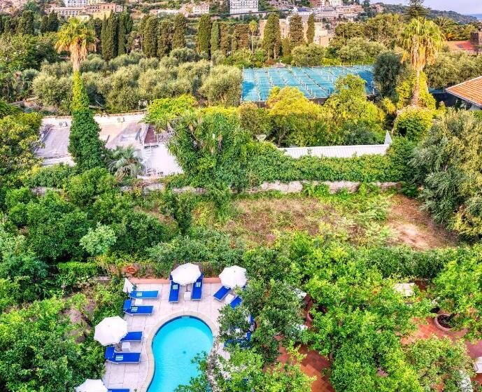 プールビュースタンダードルーム, Regina